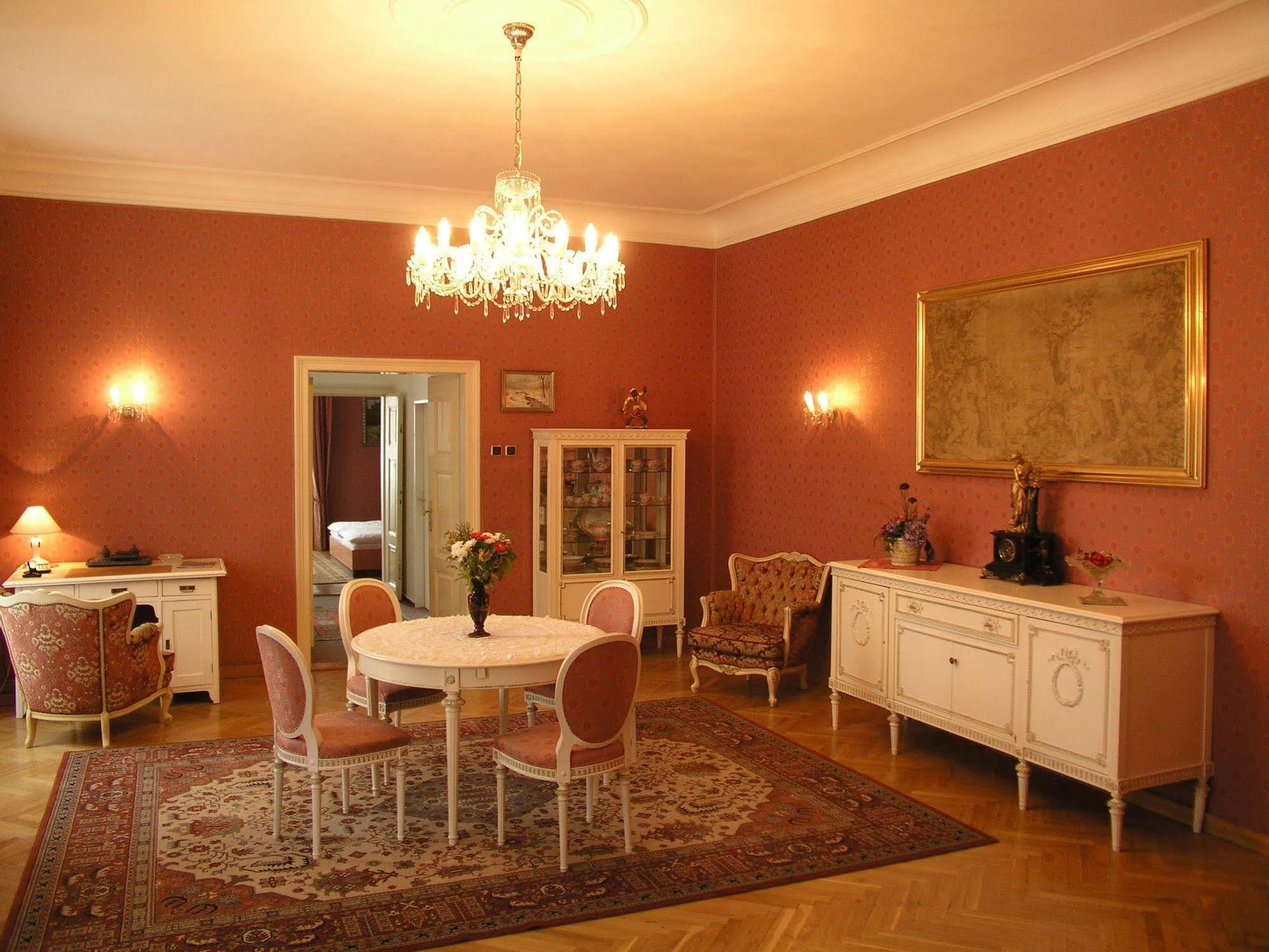 Schlosshotel Zamek Zdíkov Εξωτερικό φωτογραφία
